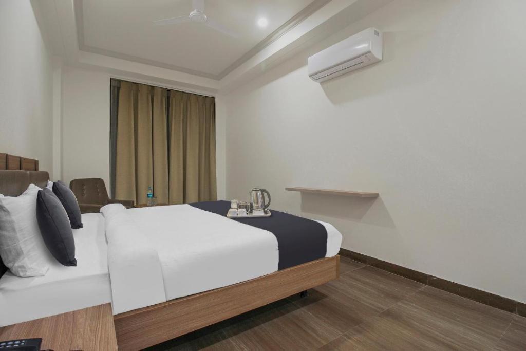 Hotel The Golf 1 Lucknow Esterno foto