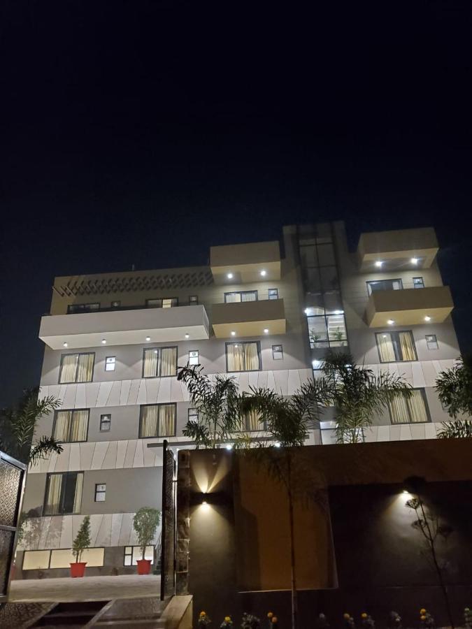 Hotel The Golf 1 Lucknow Esterno foto