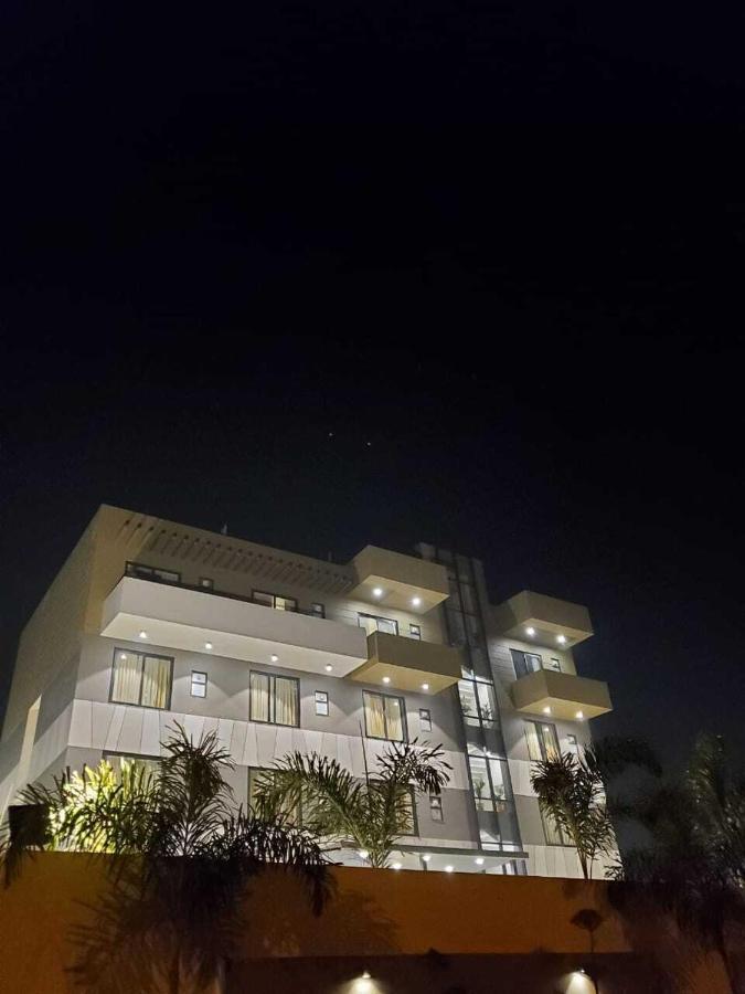 Hotel The Golf 1 Lucknow Esterno foto